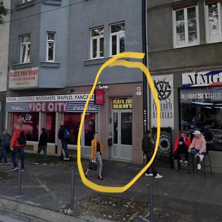 1St Plaza Apartment Bratislava Exterior photo